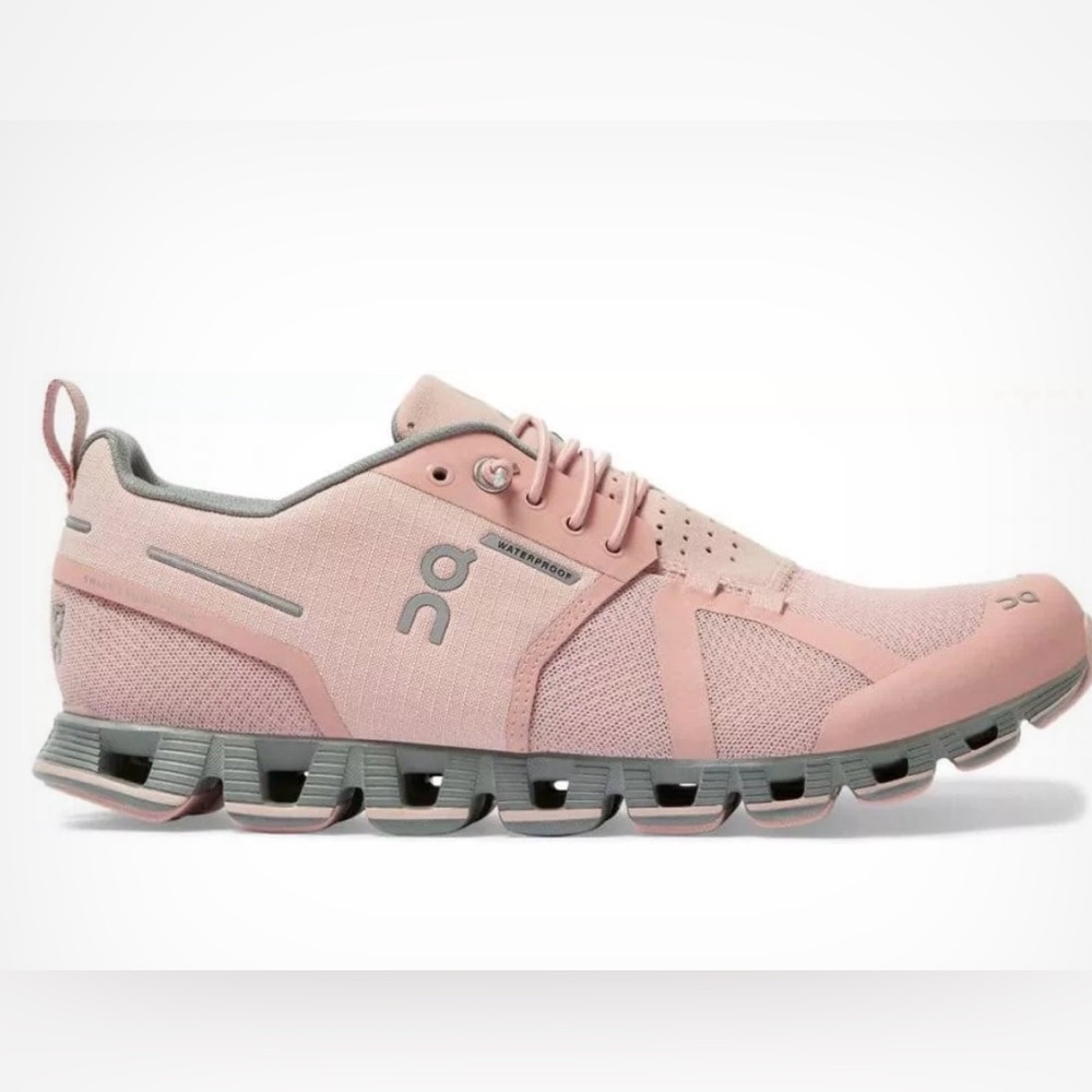 On Cloud 5 Waterproof Rose/ Fossil size 8.5